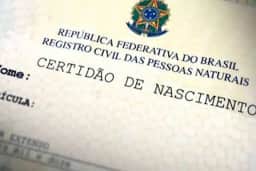Justiça nega pedido de homem que queria retirar sobrenome “Flor” por causa de piadas