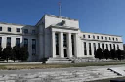 Fed sobe juros nos EUA pela primeira vez em três anos com alta de 0,25 ponto percentual