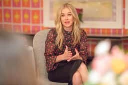 Christina Applegate recebeu diagnóstico de esclerose múltipla em 2021, mas ele estava errado