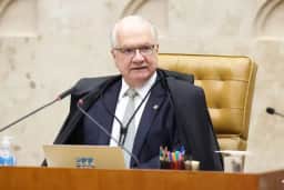 Fachin cobra explicações do TSE sobre exigência de aval prévio para transporte de indígenas