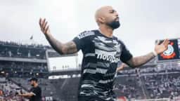Gabigol converte 23% das finalizações e já soma 15 gols pelo Santos no Brasileirão