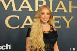 Mariah Carey vence ação por difamação movida pelo irmão por trechos de biografia de 2020
