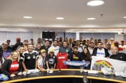 Boulos cria grupo de trabalho para discutir alternativas ao fim das bets no futebol