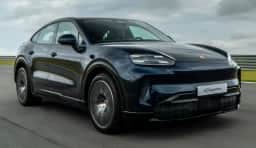Porsche Cayenne elétrico chega com até 1.156 cv e acelera de 0 a 100 kmh em 2,5 s