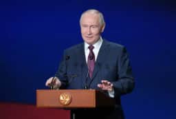 Putin quer negociação sobre segurança da Rússia, Ucrânia e Europa e descarta trégua curta
