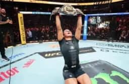 Natália Silva vence chinesa e conquista cinturão inédito do UFC para o Brasil