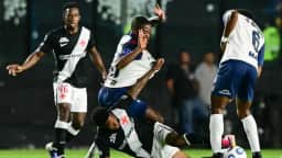 Vasco enfrenta o Olimpia nas oitavas da Sul-Americana; datas serão definidas em breve