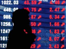 Bolsas asiáticas sobem com crescimento do PIB japonês e estabilidade nos preços do petróleo