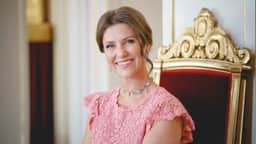 Casada com um xamã, Märtha Louise não será rainha apesar de ser mais velha que Haakon