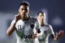 Botafogo avança na venda de Matheus Martins ao Spartak Moscou por 7 milhões de euros