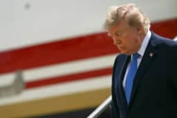 Trump tem 66% de rejeição em nova pesquisa interna aos EUA