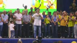 Flávio Bolsonaro afirma que “bandidos devem ser tirados de circulação, em pé ou deitados” no Rio
