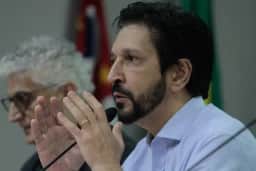 Ricardo Nunes e Flávio Bolsonaro se encontram na Zona Leste de SP para agenda com empresários