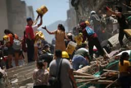 Colômbia completa terceiro dia de buscas após terremoto devastador que deixou mais de 220 mortos