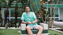 Palmeiras contrata goleiro Bruno Bertinato até 2026 após atuação em vídeo com influenciador