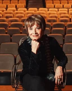 Glória Menezes falece aos 91 anos após longa carreira na dramaturgia nacional