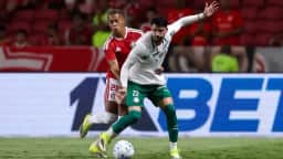 Palmeiras busca ampliar vantagem na liderança contra o Internacional em duelo decisivo no Brasileiro