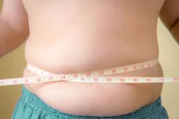 Risco de obesidade infantil aumenta aos 12 anos, alertam especialistas durante programa de Dr. Kalil