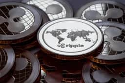 XRP Sobe 10,4%, Desencadeia ‘Short Squeeze’ no Mercado Cripto