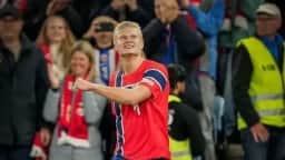 Haaland decide com dois gols e Noruega vence Dinamarca na estreia da Nations League
