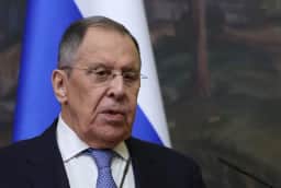 Lavrov acusa Ocidente de iniciar “guerra de verdade” contra a Rússia após caso em Leipzig