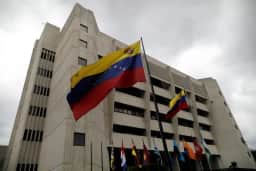 Reforma da Suprema Corte da Venezuela avança com comissão ampliada para 23 membros