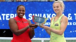 Siniakova e Townsend vencem US Open e fecham Grand Slam com parceiras diferentes