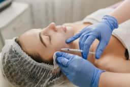 Botox pode prejudicar conexões emocionais e até a vida sexual, dizem especialistas