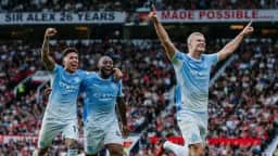 Haaland marca, City vence United com um a menos e mantém 100% na Premier League