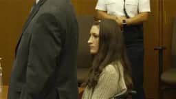 Júri não chega a consenso sobre condenação de Lindsay Clancy pela morte dos 3 filhos
