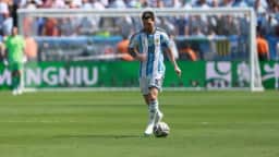 Argentina enfrenta Bolívia em amistoso às 21h; Messi não começa como titular