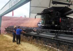 Vendas de máquinas agrícolas caem 27,5% em julho, segundo a Abimaq