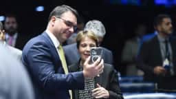 Maioria dos senadores com mandato até 2027 apoia Flávio Bolsonaro