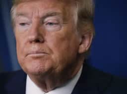 Trump diz que vai falar com Lula, mas chama eleição brasileira de “vergonha” e não dá data