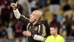 Mesmo com um a mais, Flamengo não criou chances, admite Jardim após queda na Libertadores