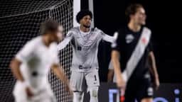 Risco de rebaixamento do Corinthians sobe de 43,1% para 62,3% e time soma 10 jogos sem vencer