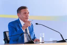 Kassio admite falhas no transporte de eleitores e diz que problemas já estão sendo corrigidos