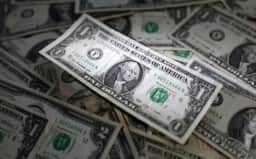 Comprar dólar em cima da hora: 4 erros que pesam no orçamento da viagem