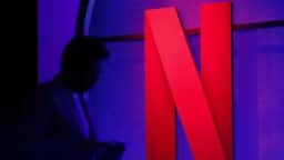 Netflix reduz previsão de lucro e ações caem quase 6% no pós-mercado